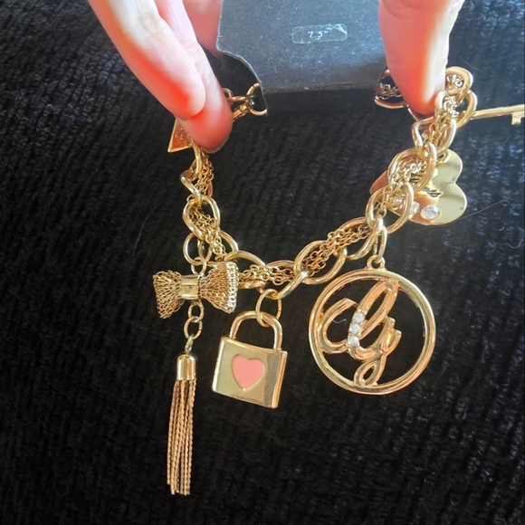 Guess bracelet - Picture 1 of 6